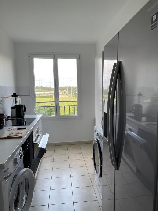 Lovely Bedroom Loft With Free Parking On Premise ボアシー・サン・レジェ エクステリア 写真
